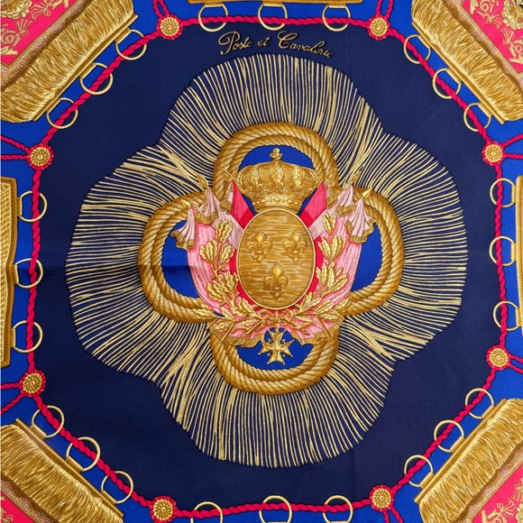 [SOLD]  Authentic Hermès “Poste et Cavalerie” Silk Scarf - Picture 8 of 13